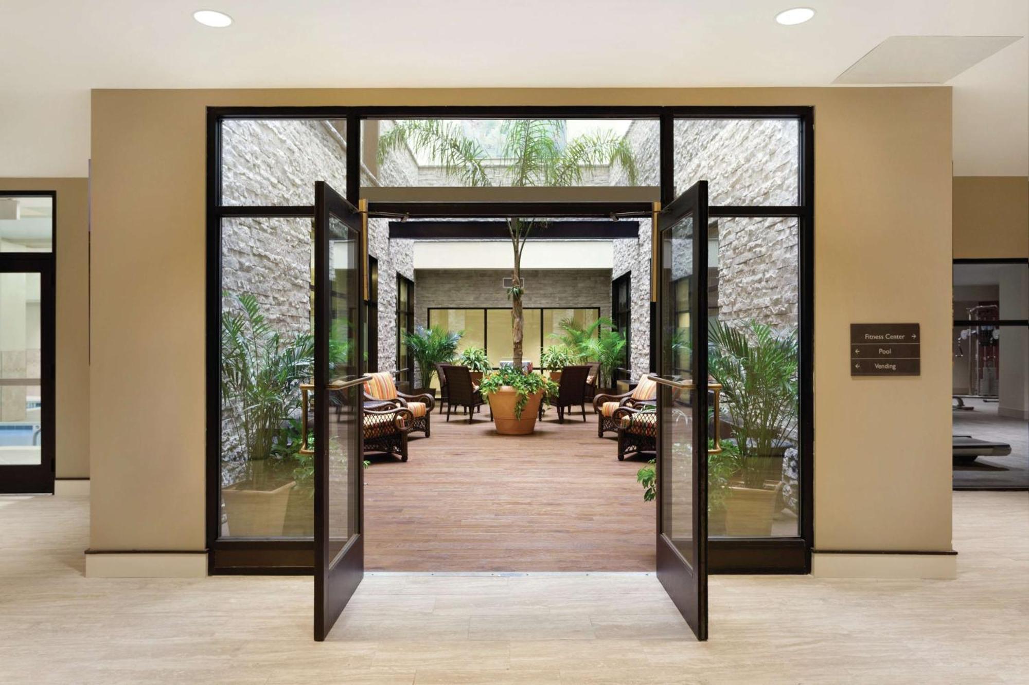Hilton Garden Inn Rochester Downtown Exterior foto